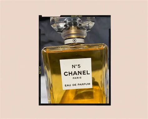 why does chanel no 5 smell bad|chanel 5 perfume knock off.